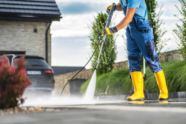 Best Parking Lot and Garage Cleaning  in Glenwood, IA